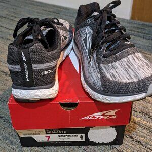 Altra Women's running shoes size 7